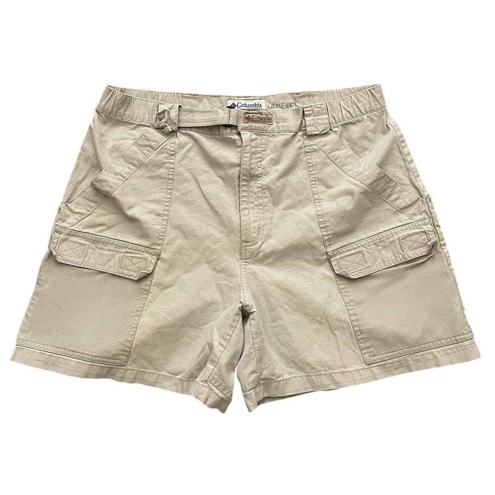Columbia SportWear Company Mens Size L Vintage Beige Short